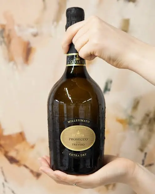 🇮🇹 Prosecco D.O.C. Treviso Millesimato Extra Dry - Le Clivie - Image 2
